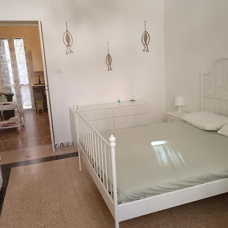 X 2, Centro, Casa Pitti