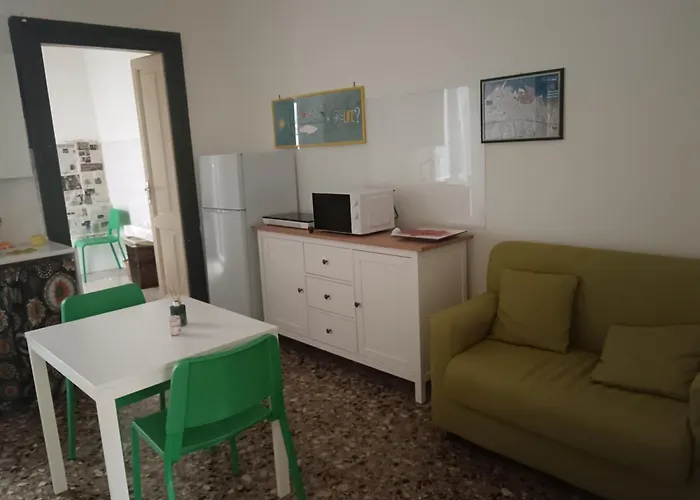 X 2, Centro, Casa Pitti