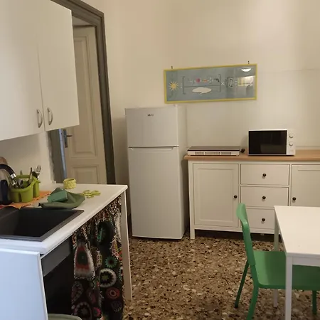 X 2, Centro, Casa Pitti Monopoli