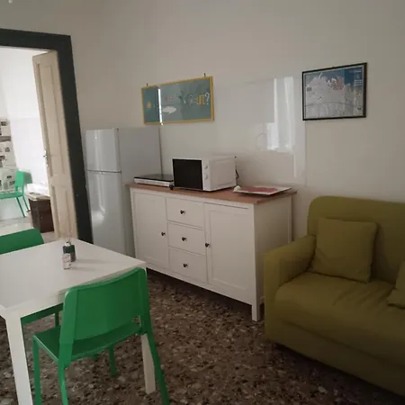X 2, Centro, Casa Pitti